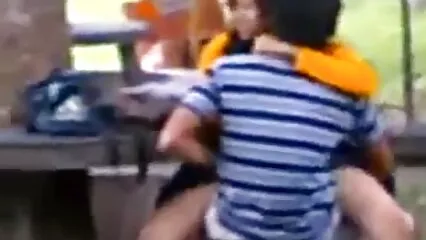 لڑکا سب کچھ ٹھیک کر دے فیلم های سکسی جدید خارجی گا، یہاں تک کہ آدھی گدی بھی۔