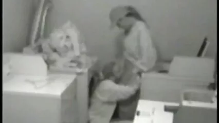 ڈبل ویدیوسکس خارجی دخول پیروڈی.